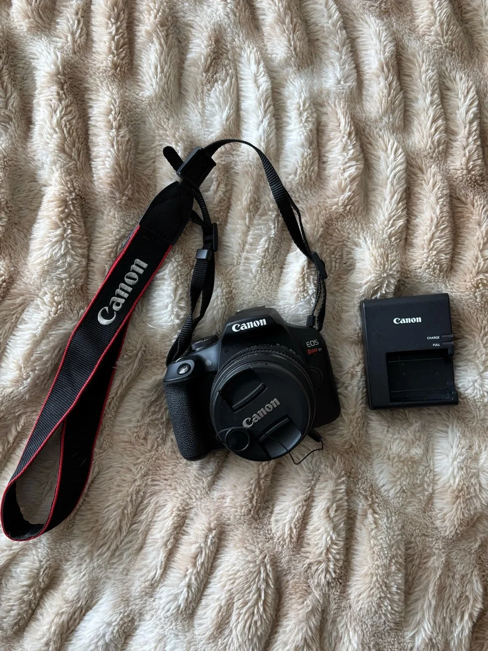 Canon EOS Rebel T7